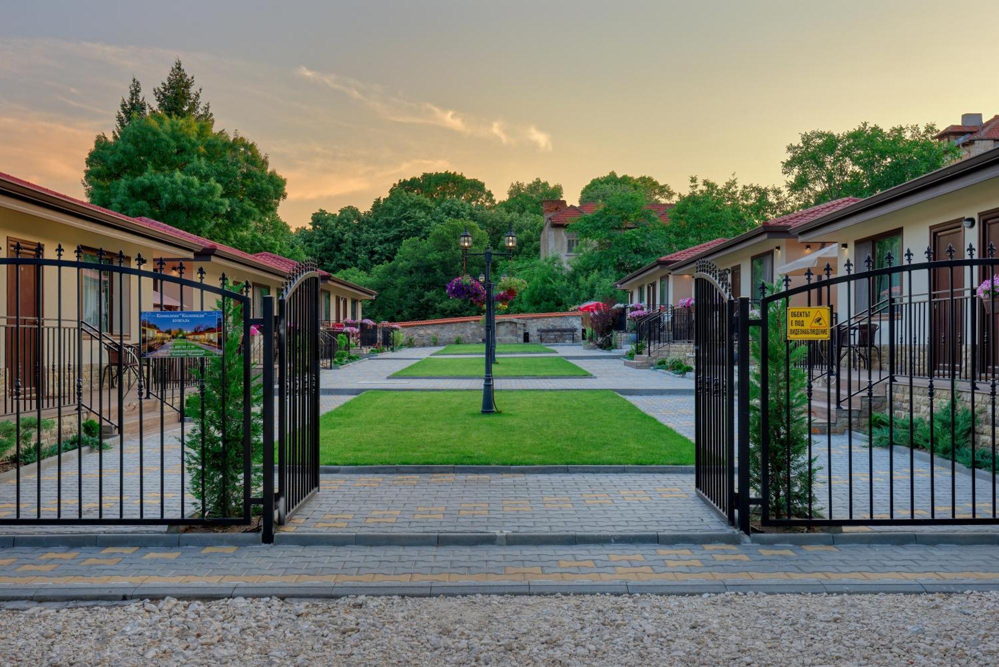 Комплекс Колонада Hotel Hisarya Exterior foto